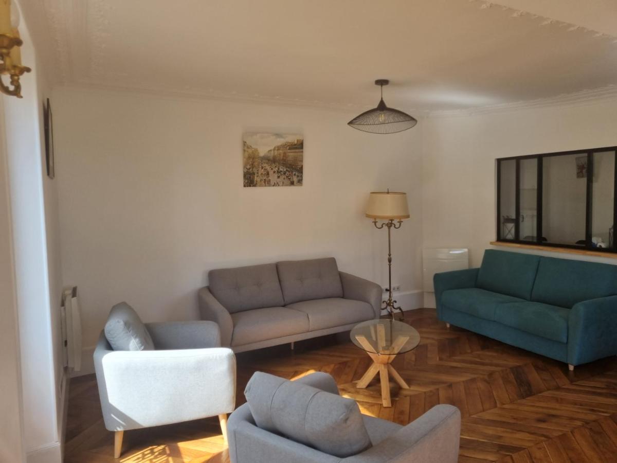 Face Chateau St Germain En Laye, Appartement 4 A 6 Personnes, 23 Min De Paris Champs-Elysees Saint-Germain-en-Laye Exterior foto